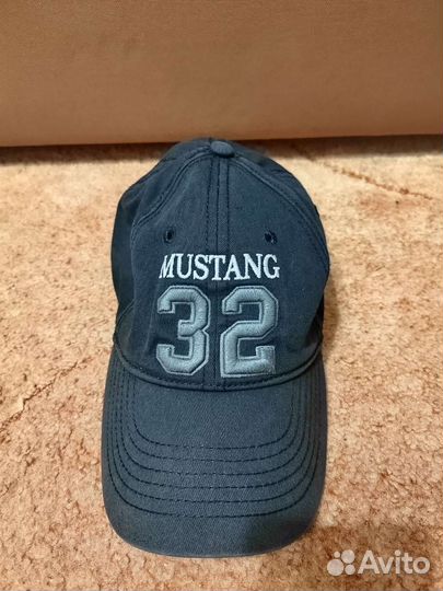 Мужская Кепка / бейсболка, Mustang