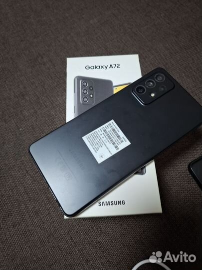 Samsung Galaxy A72, 8/256 ГБ