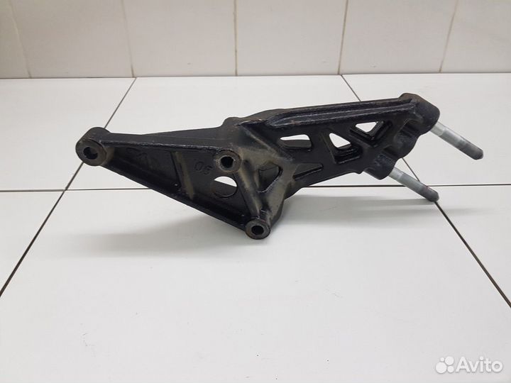 Кронштейн опоры двигателя (Chery Tiggo 7)