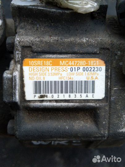 Компрессор кондиционера Jeep Grand Cherokee WK2