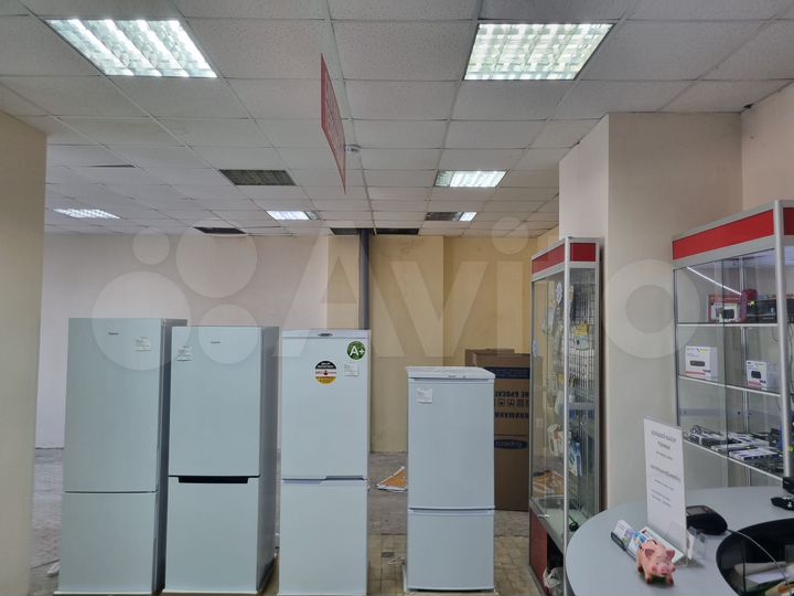 Свободного назначения, 303.6 м²