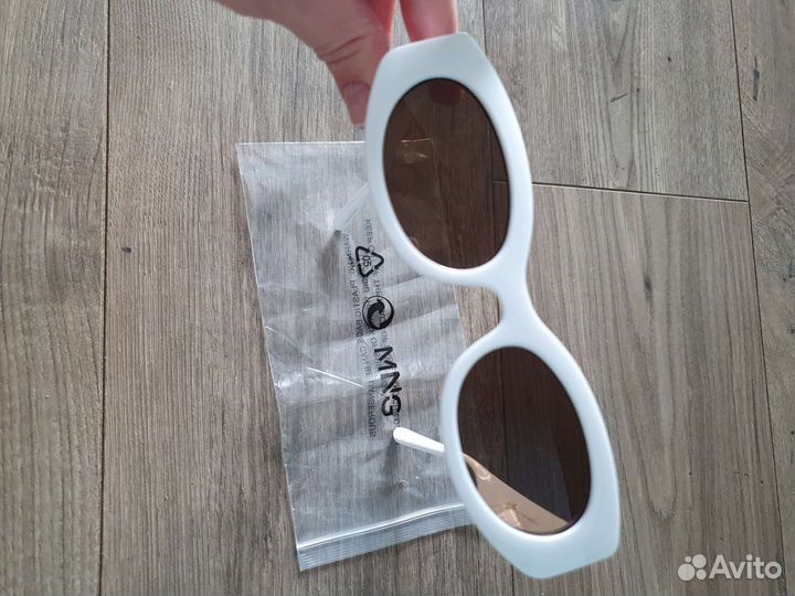 Солнцезащитные очки mango