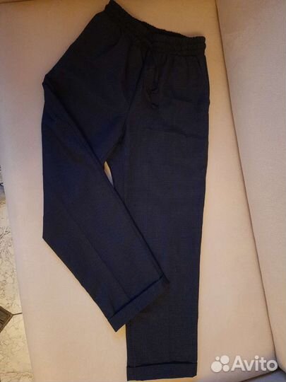 Стильный школьный костюм-тройка