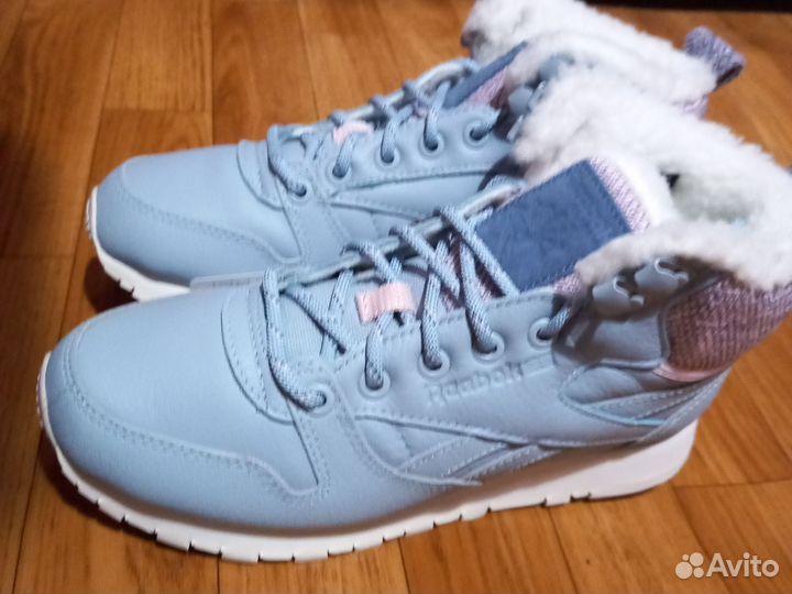 Кроссовки Reebok утепленные