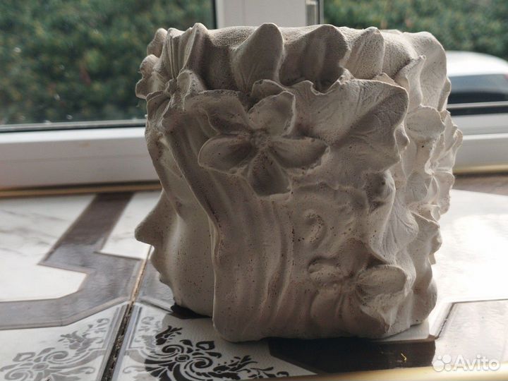 Кашпо для цветов