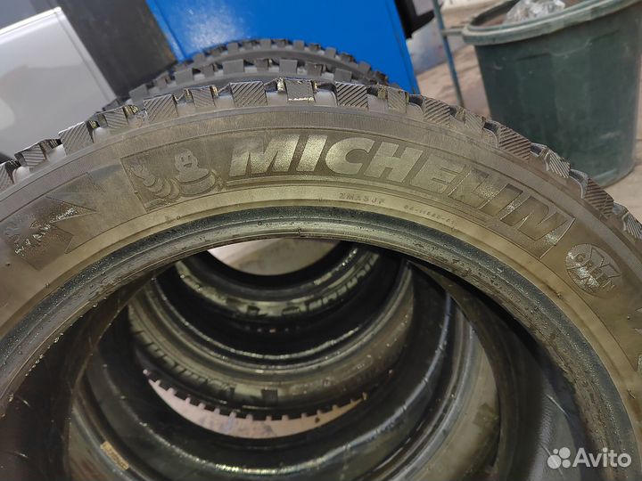 Michelin X-Ice North 3 225/50 R17 98T