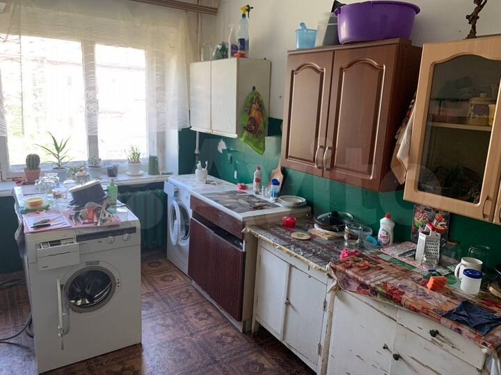 Комната 10,5 м² в 6-к., 4/4 эт.