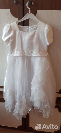 Платье нарядное праздничное для девочки