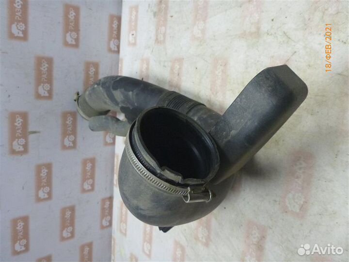 Патрубок воздушного фильтра Volvo Xc70 BZ95 B6324S