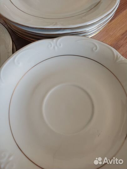 Тарелки блюдца