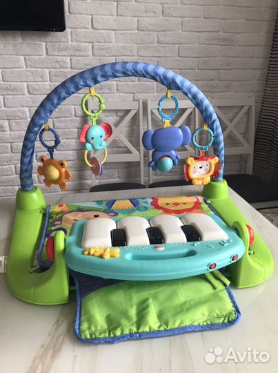 Развивающий коврик музыкальный fisher price