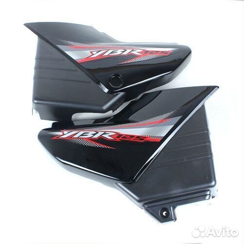Пластик боковой Yamaha YBR125