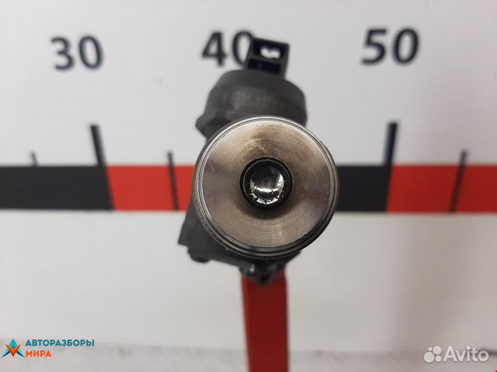 Форсунка Volkswagen Passat B6 2008 038130073AG