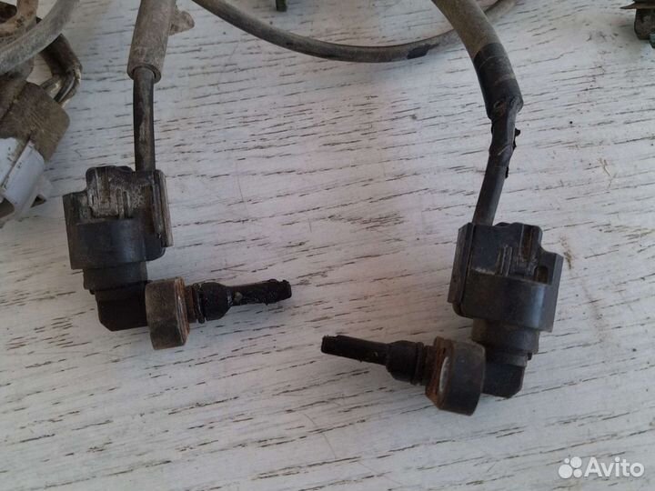 Toyota Land cruiser 200 датчик абс