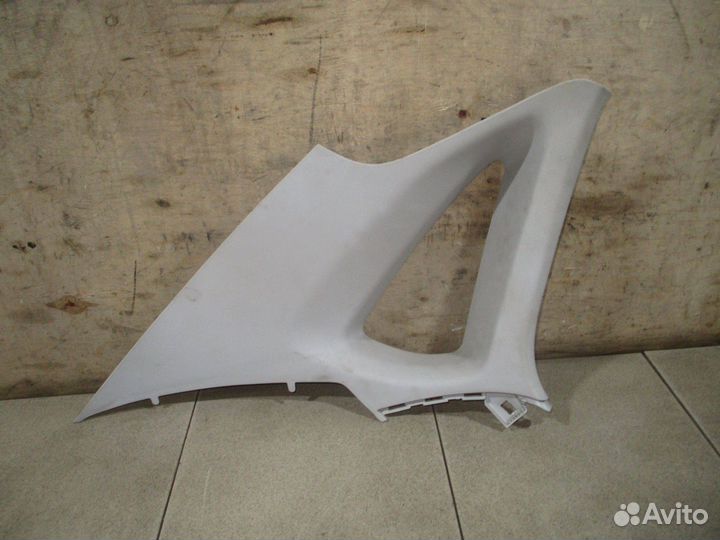 Обшивка стойки VW Polo Sedan 2010-2020