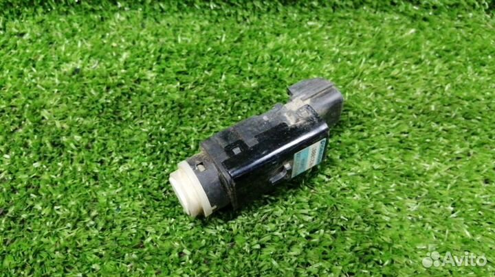 Датчик парктроника Ssangyong Rexton Задний