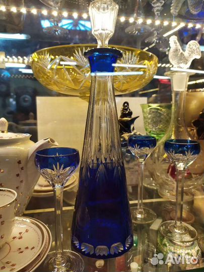 Графин,цветной хрусталь