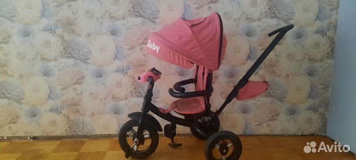 Детский велосипед с ручкой