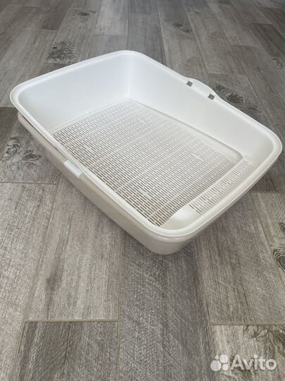 Лоток для кошек с высокими бортиками и сеткой