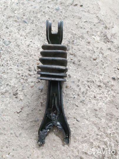 Вилка сцепления LADA Granta, тросовая кпп