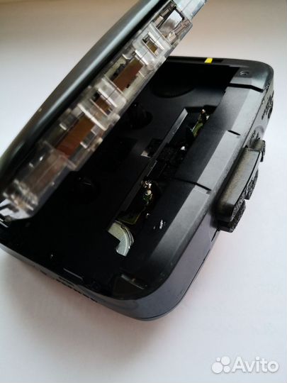 Кассетный плеер sony wm-fx101