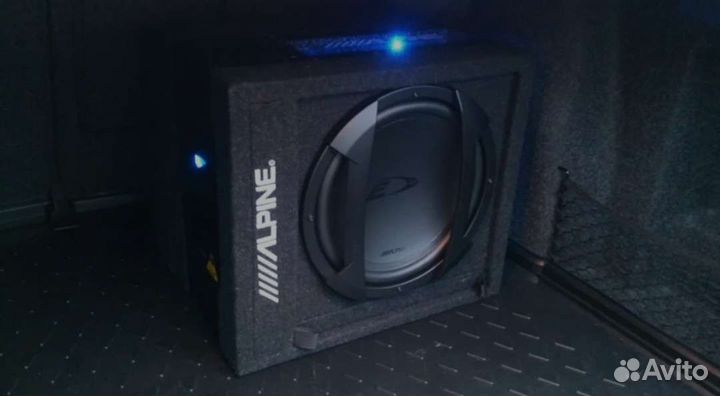 Активный сабвуфер