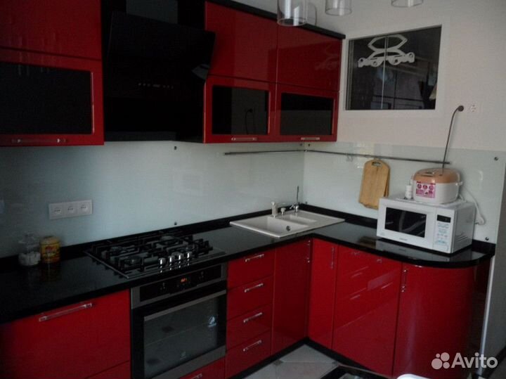 Корпусная встроенная мебель на заказ