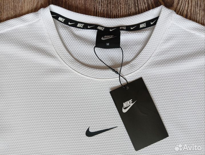 Футболка nike для спорта