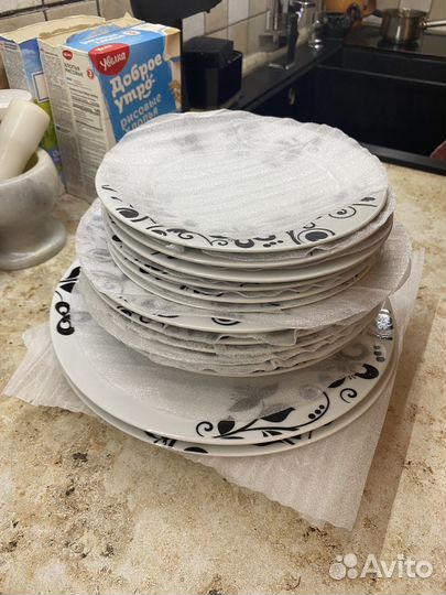 Столовый сервиз новый на 6 персон