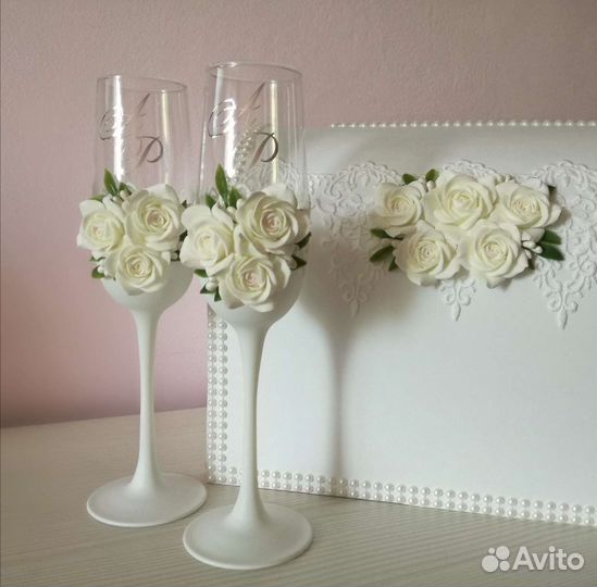 Свадебный набор, свадебные бокалы и сундучек