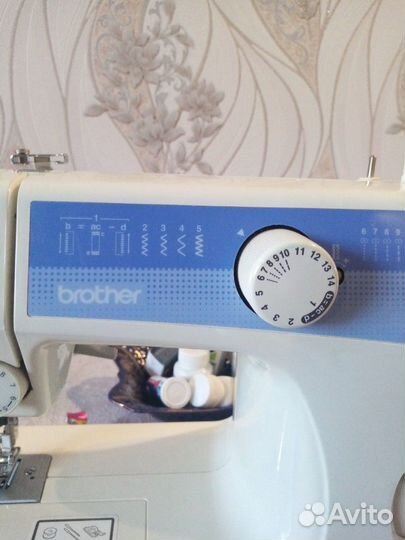 Швейная машина Brother
