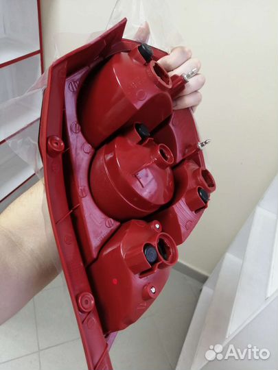 Задняя левая фара авео 1