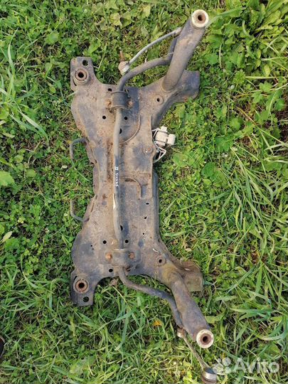 Передний подрамник Ford Focus 2