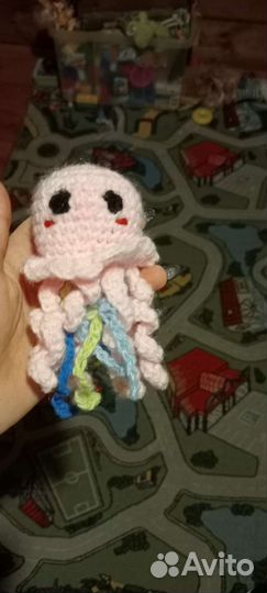 Вязанная медузка