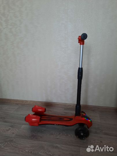 Самокат детский трехколесный бу
