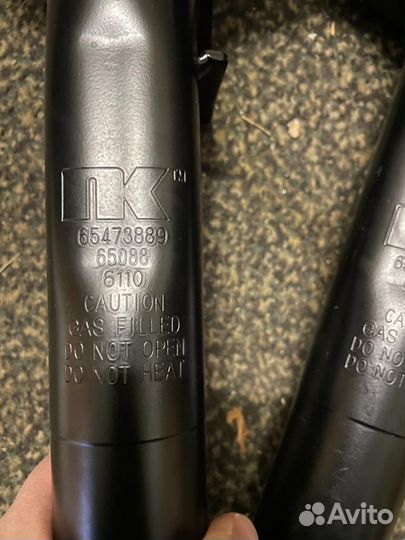 Передние аммортизаторы Audi A3 (8V) 5Q0413023EB