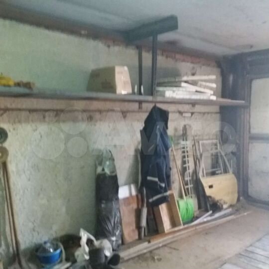 Гараж, > 30 м²