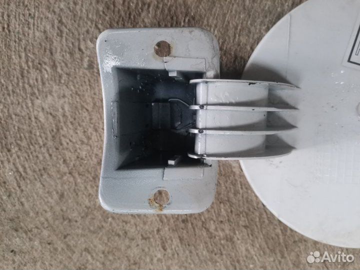 Лючок топливного бака Daewoo Nexia седан N150