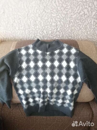 Рубашка с брюками и кофтой