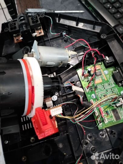 Игровой руль logitech momo racing