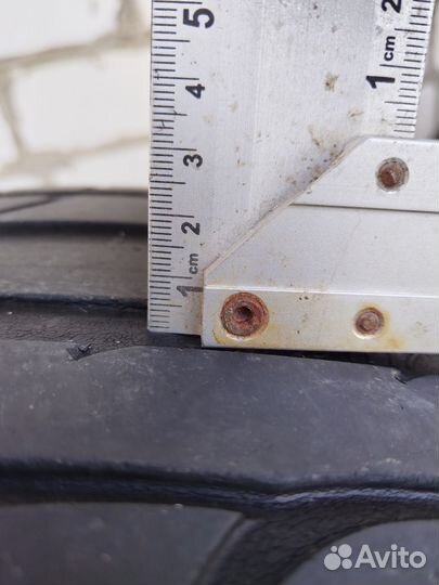 Tigar High Performance 215/45 R17