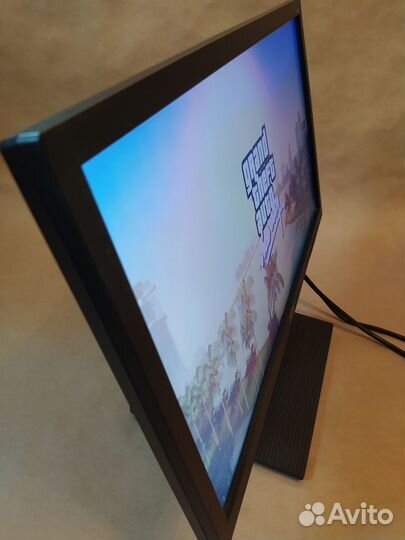 Монитор Acer V206HQL иТелевизор Hyundai H-LED15V16