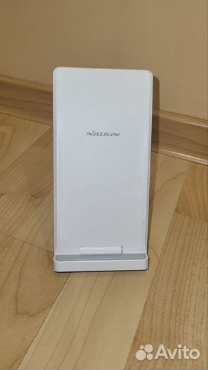 Беспроводная зарядка ф. Nillkin