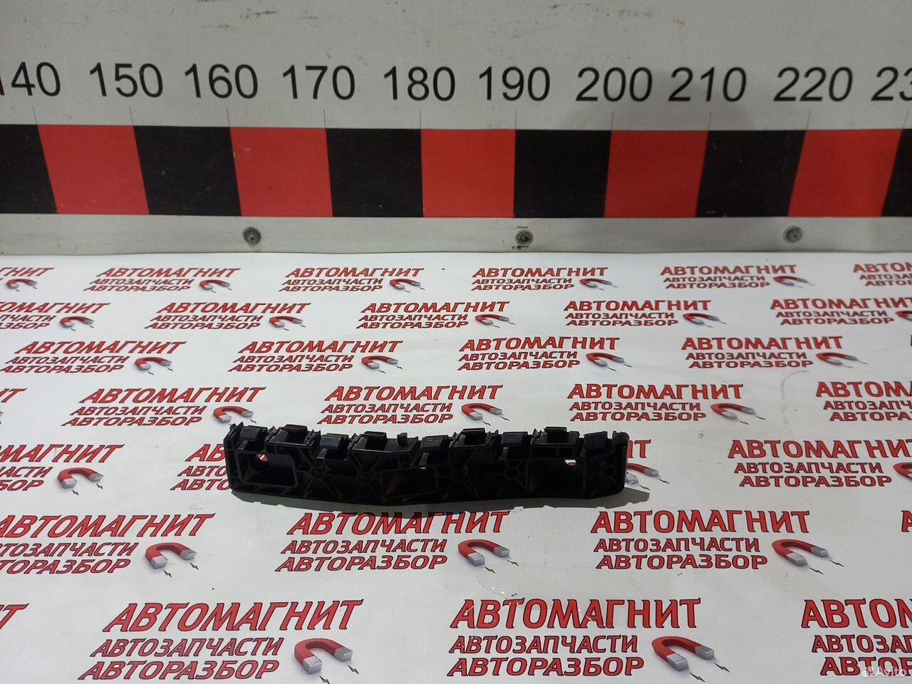 Кронштейн заднего бампера левый Changan CS35 plus