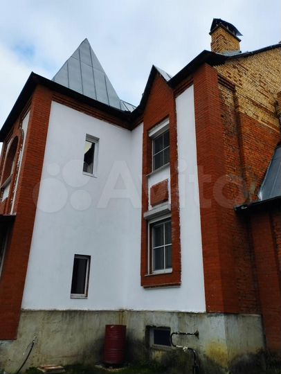 Дом 490 м² на участке 14,4 сот.