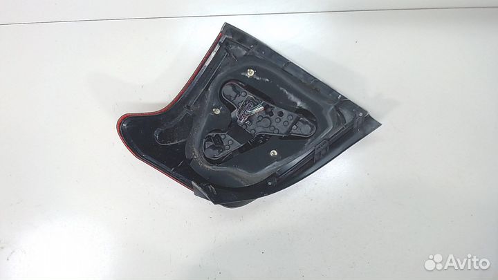 Фонарь (задний) Toyota Avensis 2, 2005