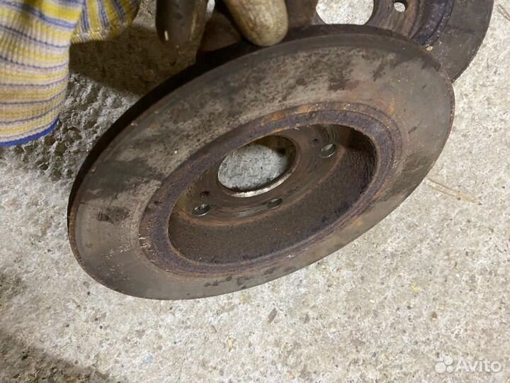 Suzuki Vitara 2014 диск тормозной задний