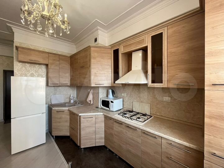 2-к. квартира, 54 м², 10/11 эт.
