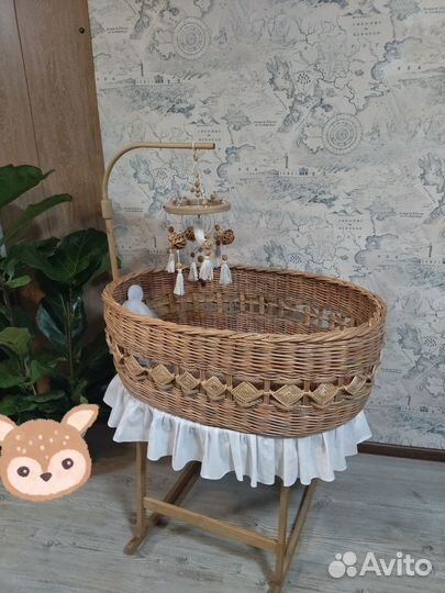 Кроватка, люлька плетеная, колыбель, мобиль