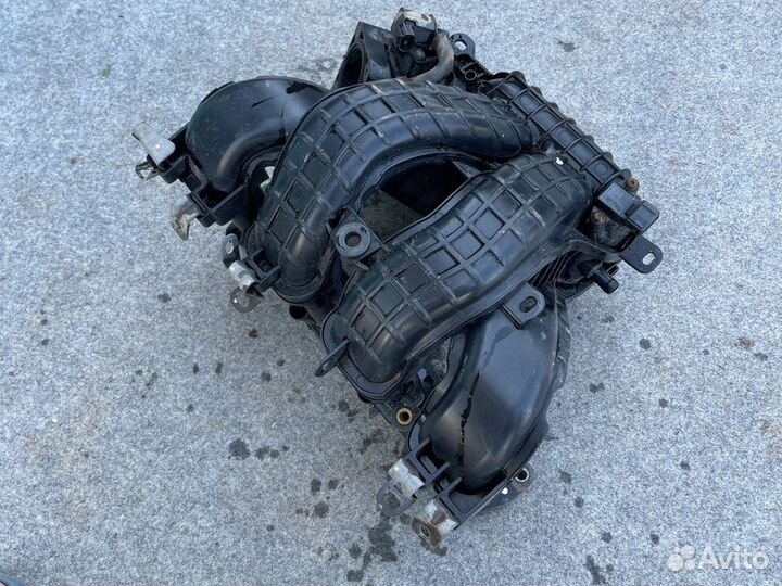 Впускной коллектор lancer 10